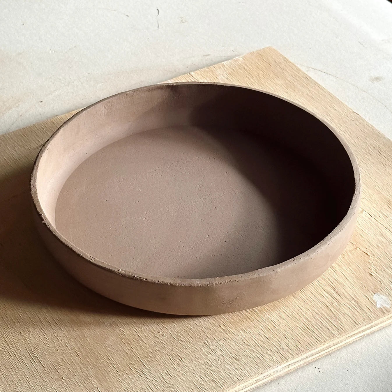 Fin pottery Form- Blate